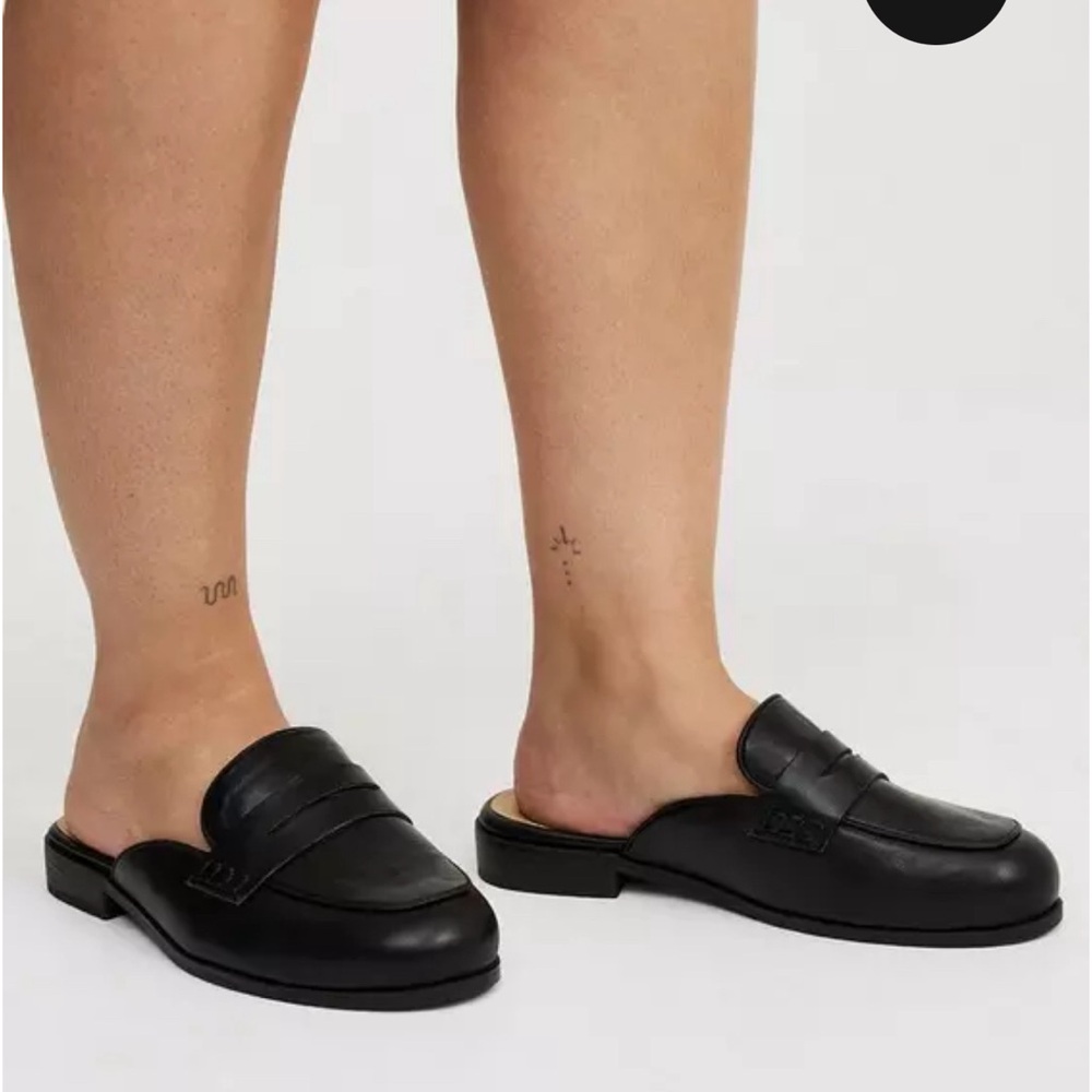 torrid Black Slip-On Mule - Picture 2 of 3